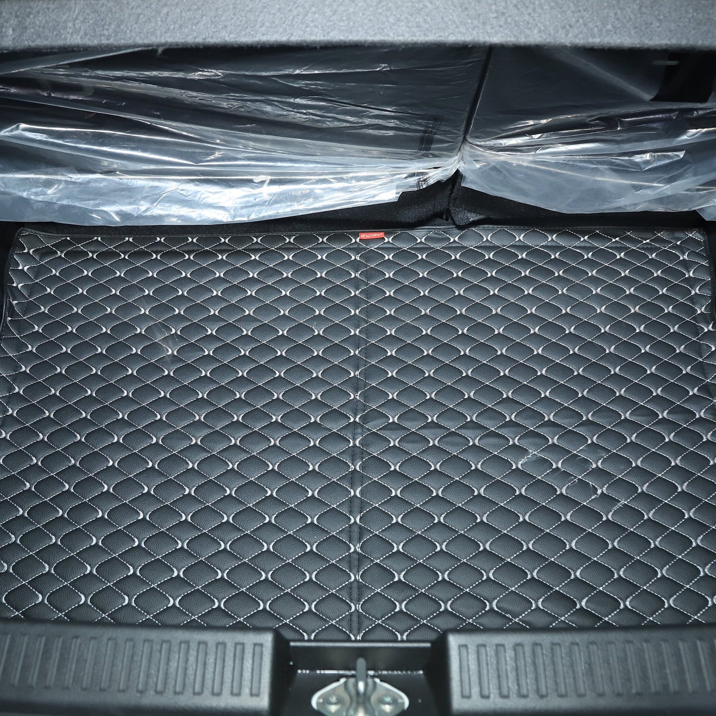 AUTOFIT 3 LAYER HEAT/WATER PROOF PU Leatherite Car Trunk/Boot/Dicky Mat FOR (BLACK AND SLVER LEATHER, FORD ECOSPORT) - Autofit