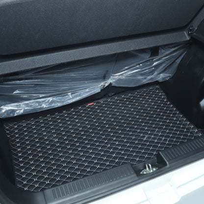 AUTOFIT 3 LAYER HEAT/WATER PROOF PU Leatherite Car Trunk/Boot/Dicky Mat FOR (BLACK AND SLVER LEATHER, FORD ECOSPORT) - Autofit